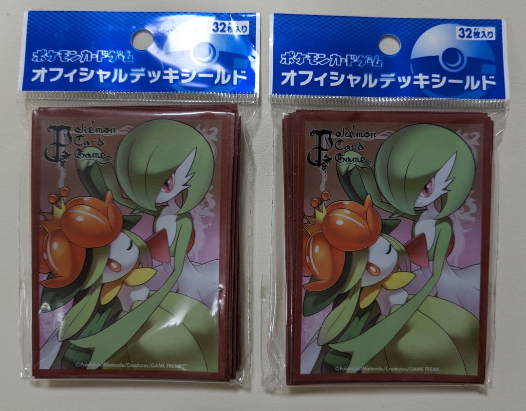 ポケモンカードゲーム　オフィシャルデッキシールド　サーナイト・ドレディア