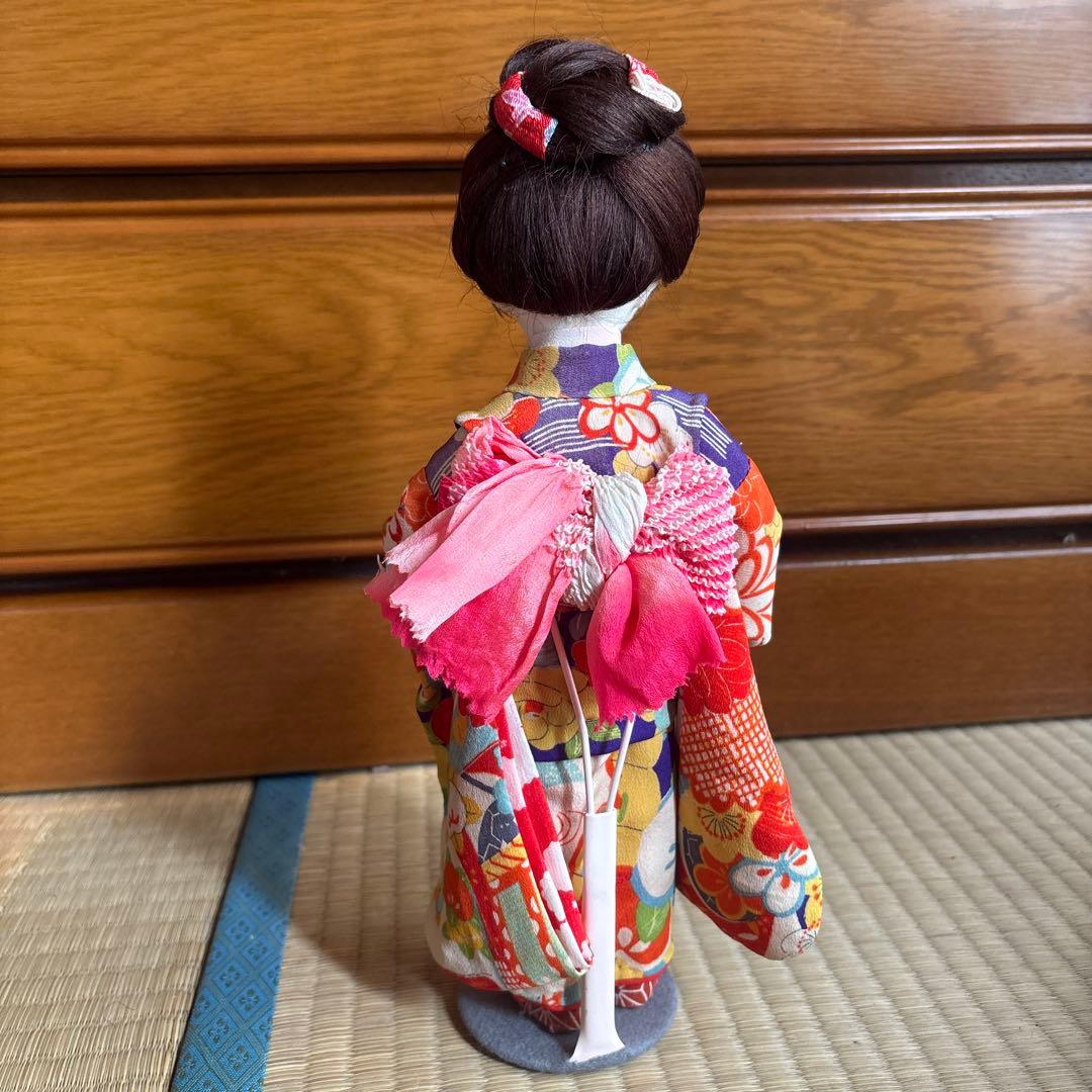 伝統的なすごく可愛いお人形
