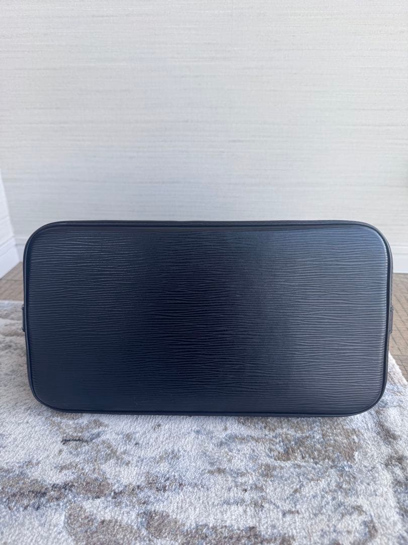 【訳あり】LOUIS VUITTON エピ アルマ ハンドバッグ ブラック