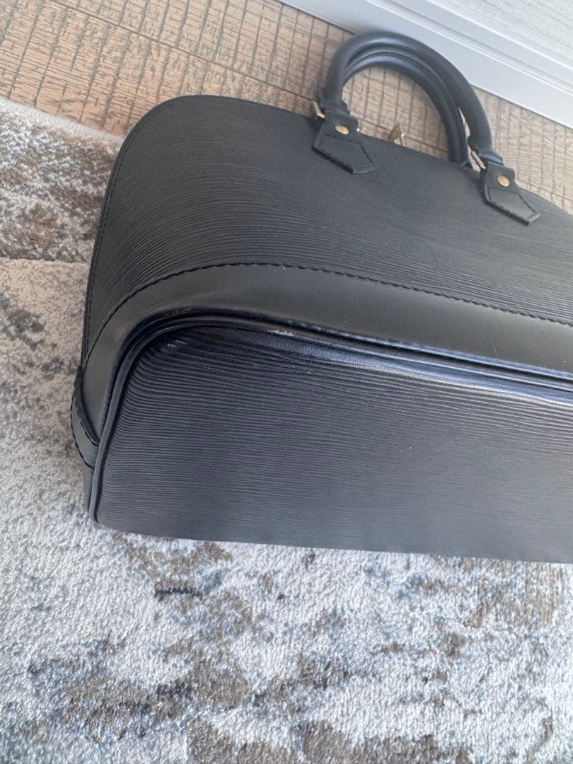 【訳あり】LOUIS VUITTON エピ アルマ ハンドバッグ ブラック