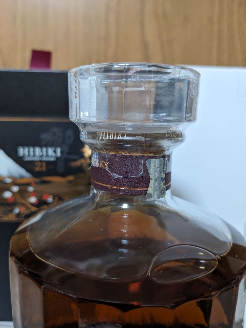 サントリ－響21年 意匠ボトル（花鳥風月）