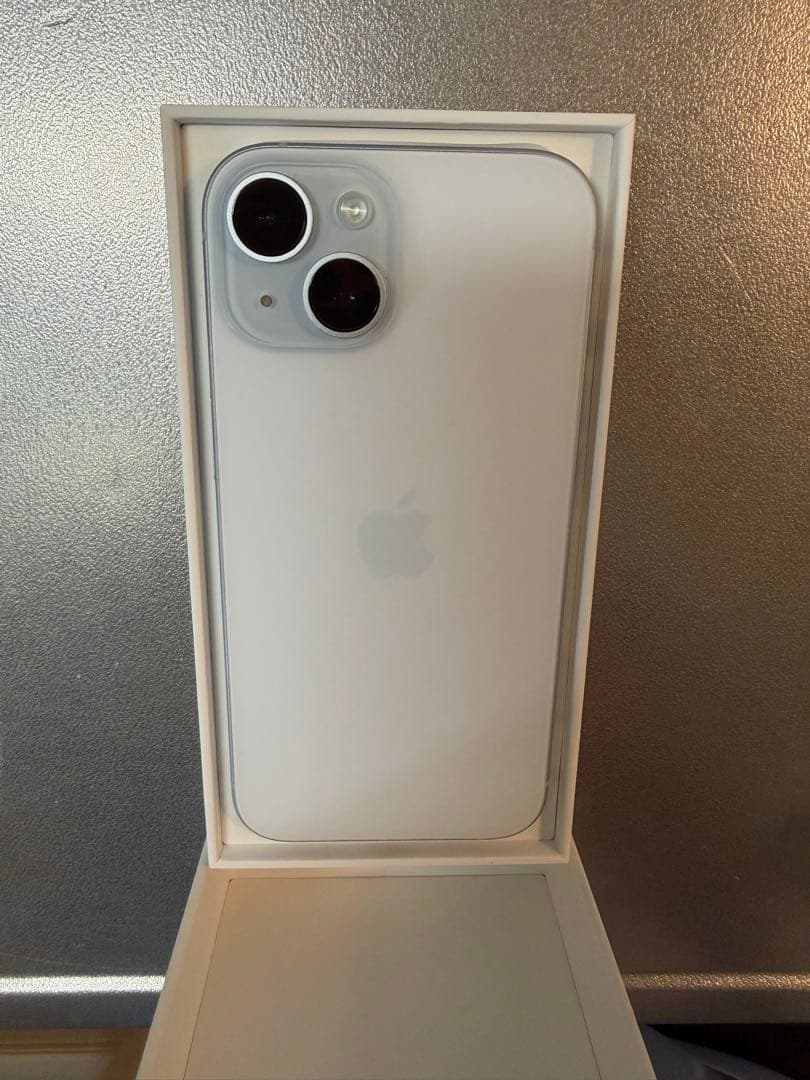 Apple iPhone 15 ホワイト256GB SIMフリー