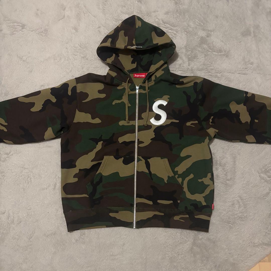 supreme迷彩ジップパーカー Sロゴ