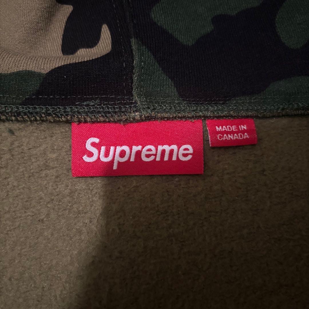 supreme迷彩ジップパーカー Sロゴ