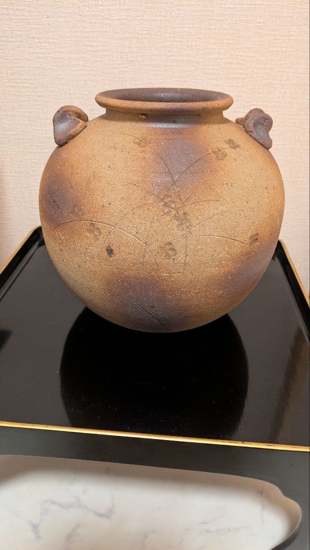 お正月　信楽焼　お花柄　和風洋風のリビング陶器花器物入れ