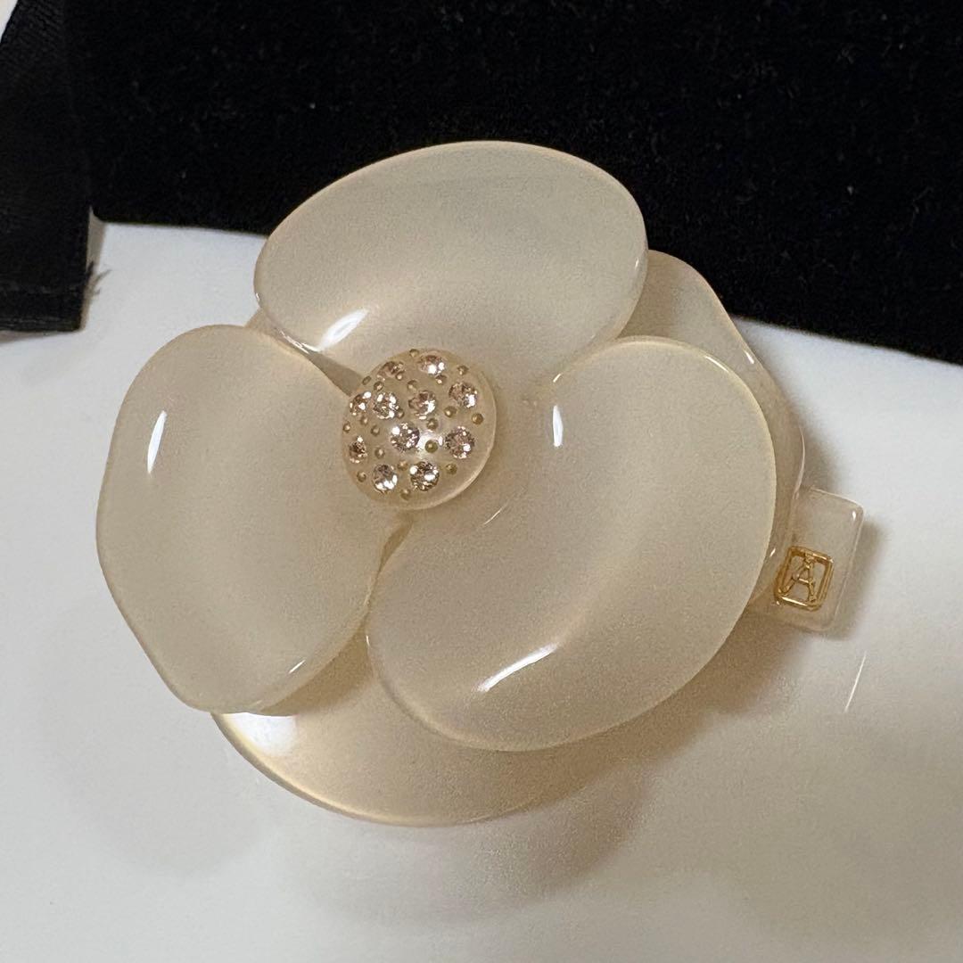 土日限定価格♡アレクサンドルドゥパリ　カメリア　バレッタ