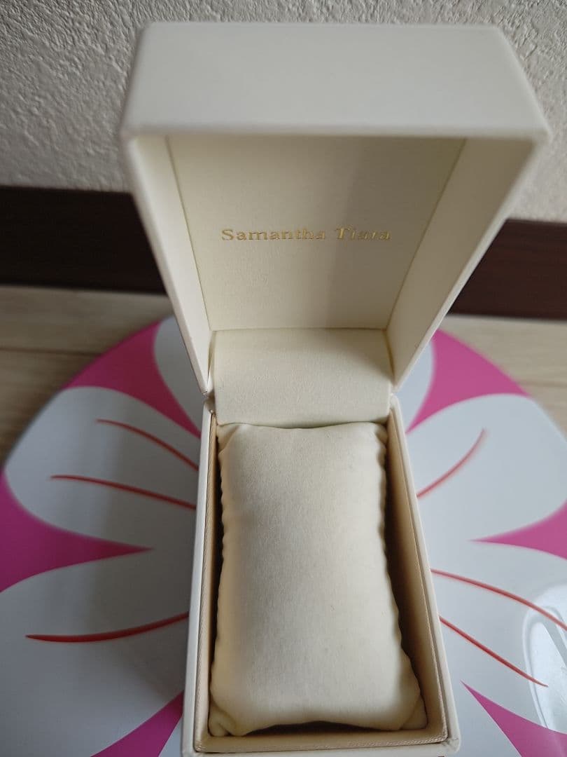 Samantha　Ｔiara 腕時計