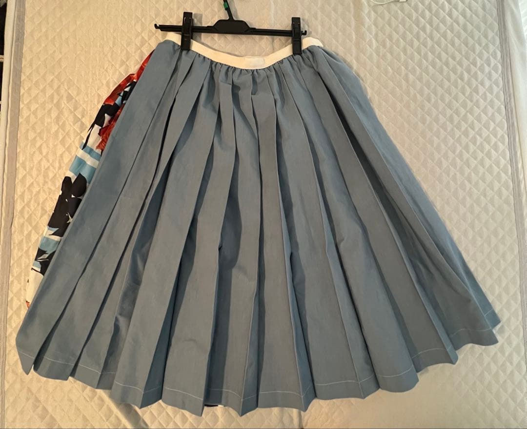 トリコ　コムデギャルソン　プリーツスカート