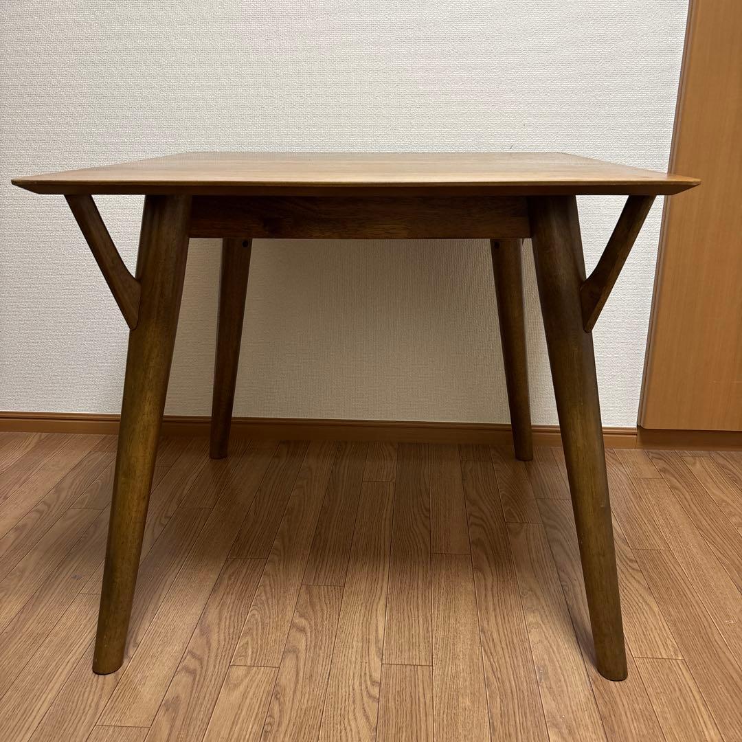 ニトリ ダイニングテーブル　フィルン