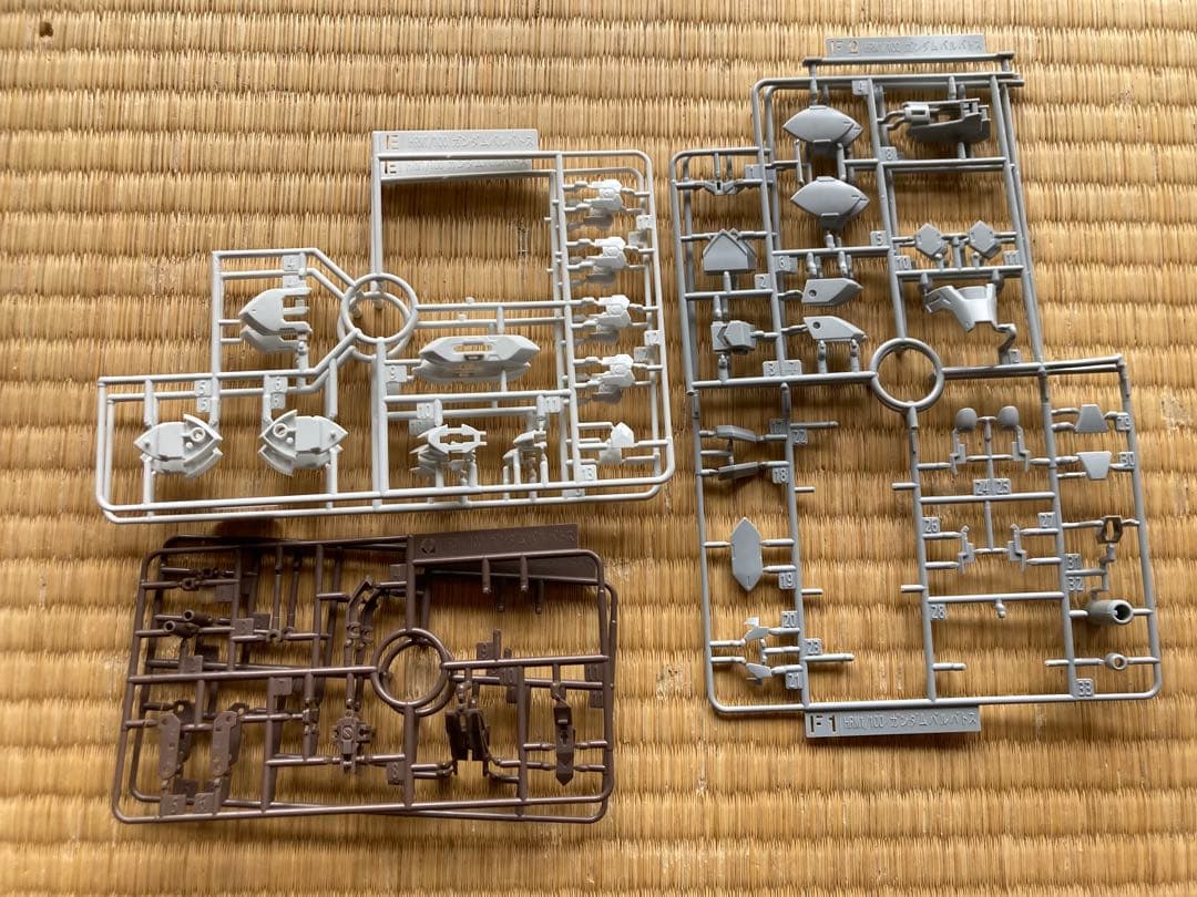 訳あり　1/100 バルバトス　第6形態　ハイレゾリューションモデル　ガンプラ