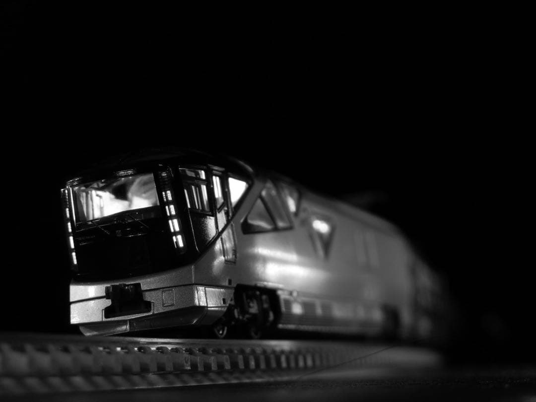 KATO E001形 TRAIN SUITE 四季島(全車室内灯付) 【新品】