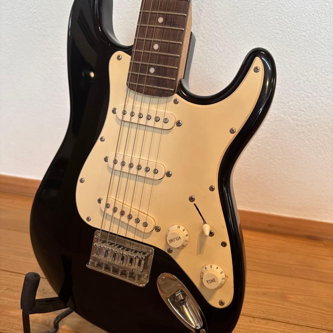 squier by fender エレキギター ストラトキャスター　ミニ