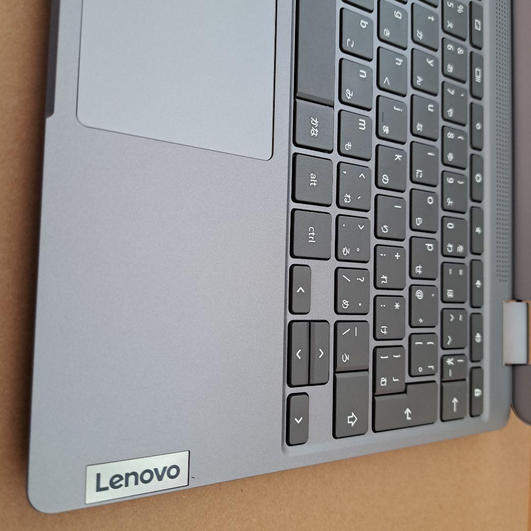 Lenovo Chromebook シルバー色