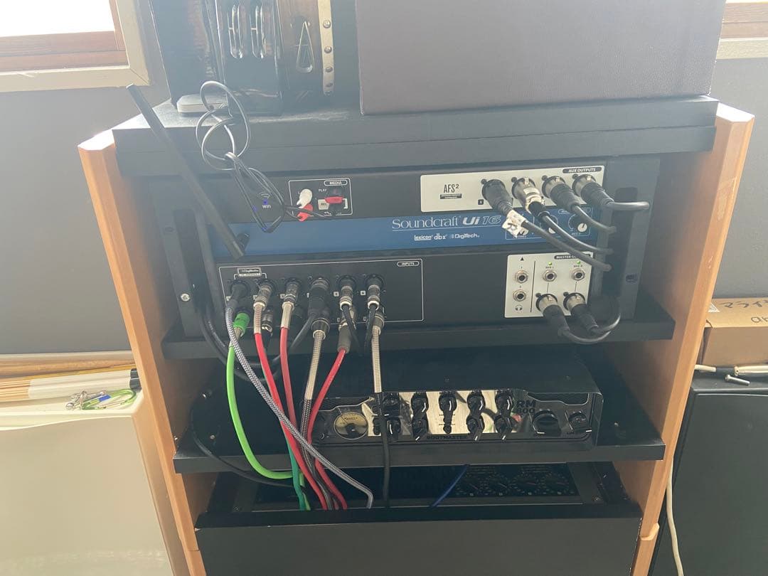 Soundcraft ui16 デジタルミキサー