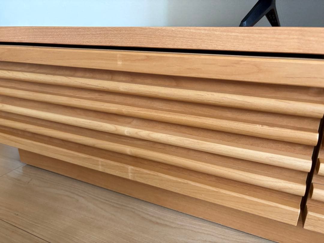 訳あり　木製テレビ台 180cm 格子状デザイン