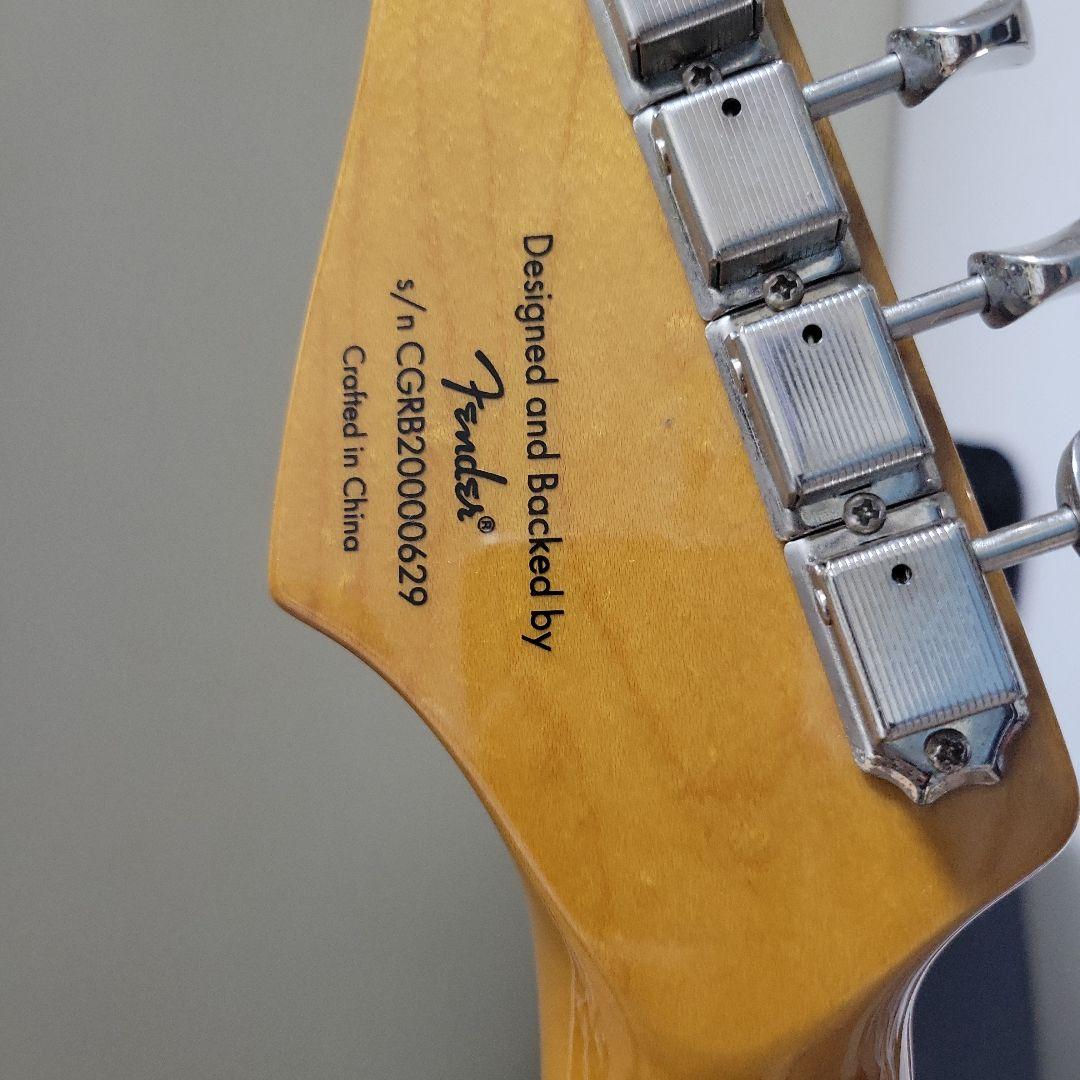 Squier ストラトキャスター エレキギター Lake placid blue