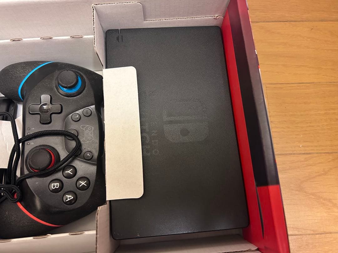 ニンテンドースイッチ Nintendo Switch 本体と付属品