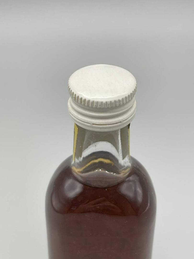 ブキャナンズ　60年　ミニボトル　Buchanan 60 Miniature