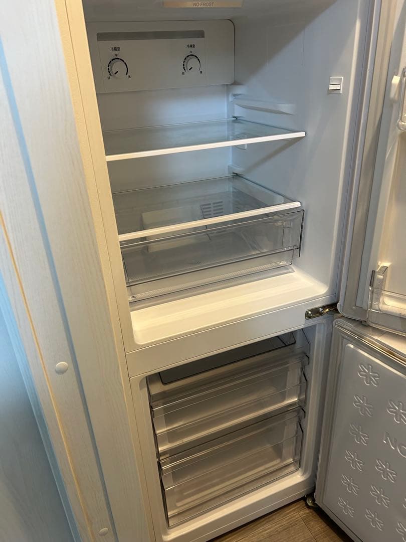 【アデラ】ハイアール 2ドア 冷凍庫148L