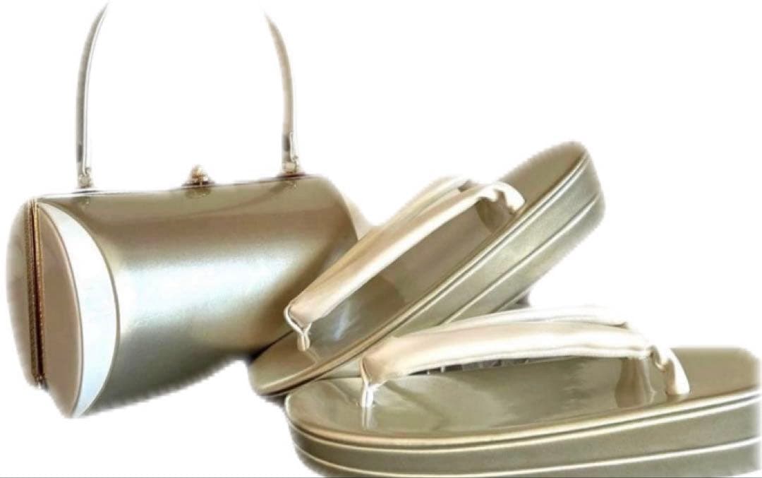 未使用品に近い　振袖セット　牡丹　豪華　金彩　金刺繍　振袖フルセットお探しの方！