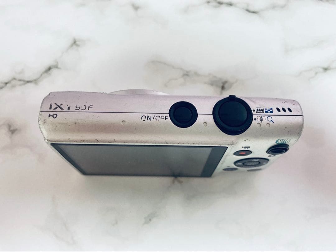 Canon IXY90f カメラ　コンパクトデジタルカメラデジカメ　中古品