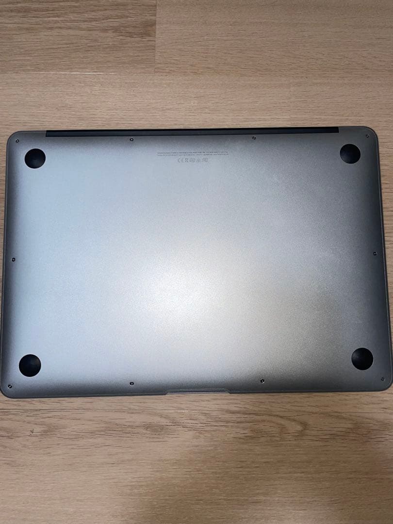 【美品】MacBook Air 13inch シルバー 8GB 128GB