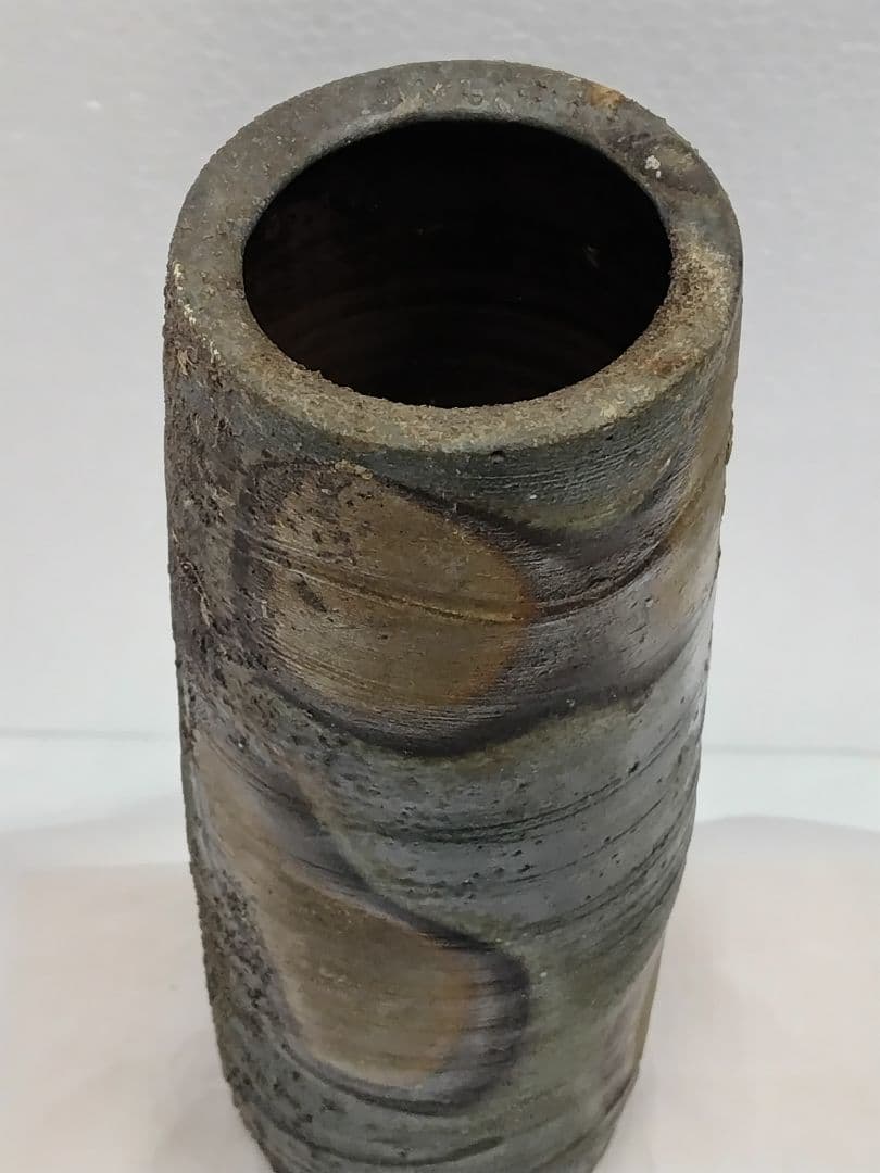 備前　花入れ　井上武  223mm✖75mm