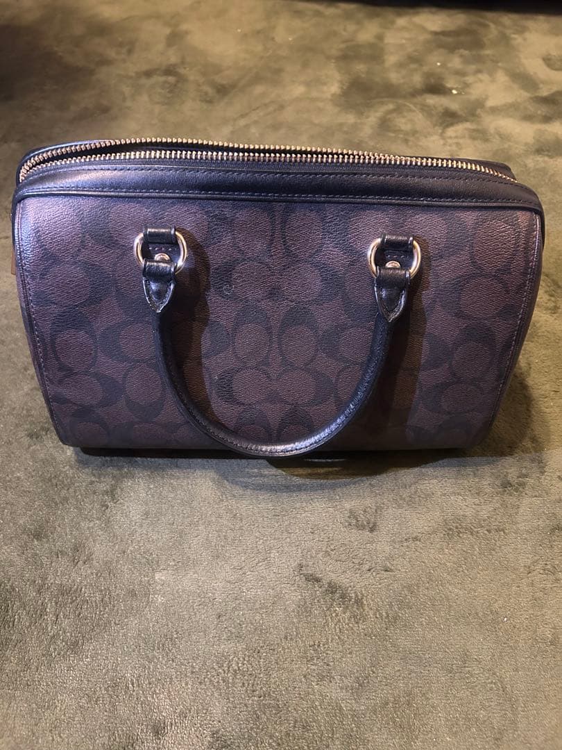 COACH ブラウン ロゴハンドバッグ