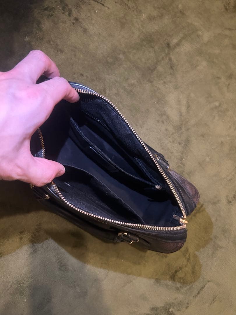 COACH ブラウン ロゴハンドバッグ