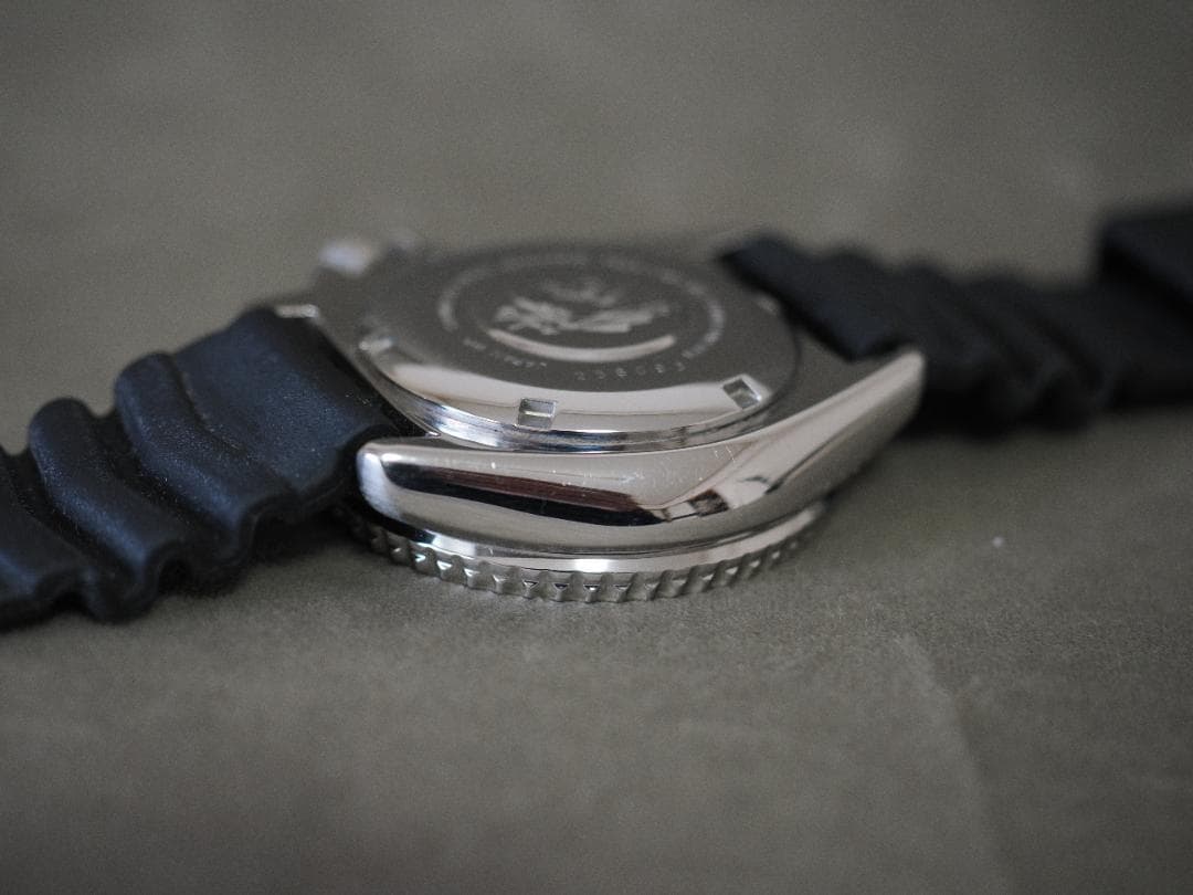 SEIKO ダイバーズウォッチ ラバーベルト　ネイビーボーイ