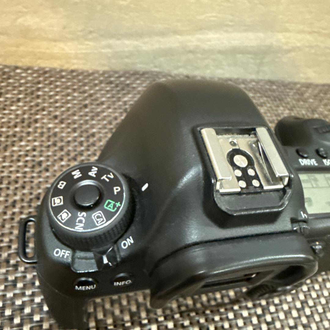 グランパスター様用Canon EOS 6D 本体（ストラップ未使用）