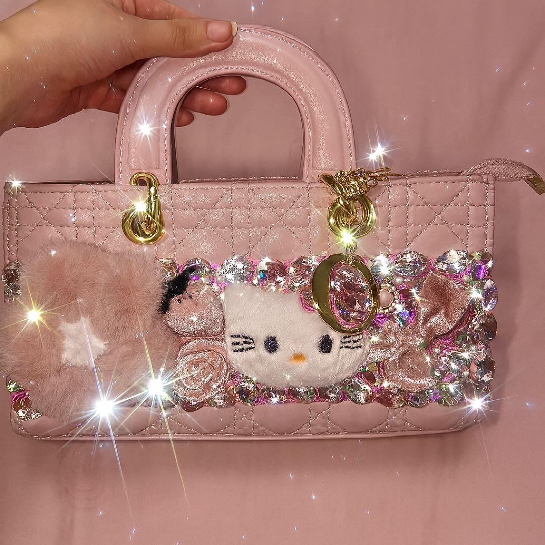 ハンドメイド　新品　ハローキティバッグ　カバン　キラキラストーン