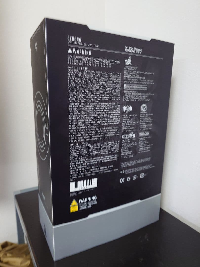 ホットトイズ 1/6サイボーグ（ボーナス版）未開封