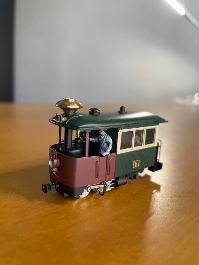 HOゲージ 鉄道模型 運転士フィギュア付き