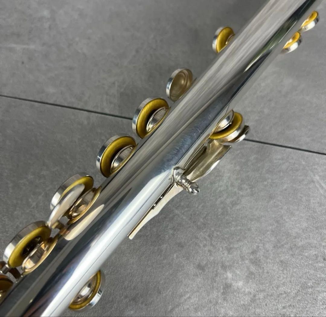 値下げいたしました！フルート YAMAHA YFL411 ケース付き