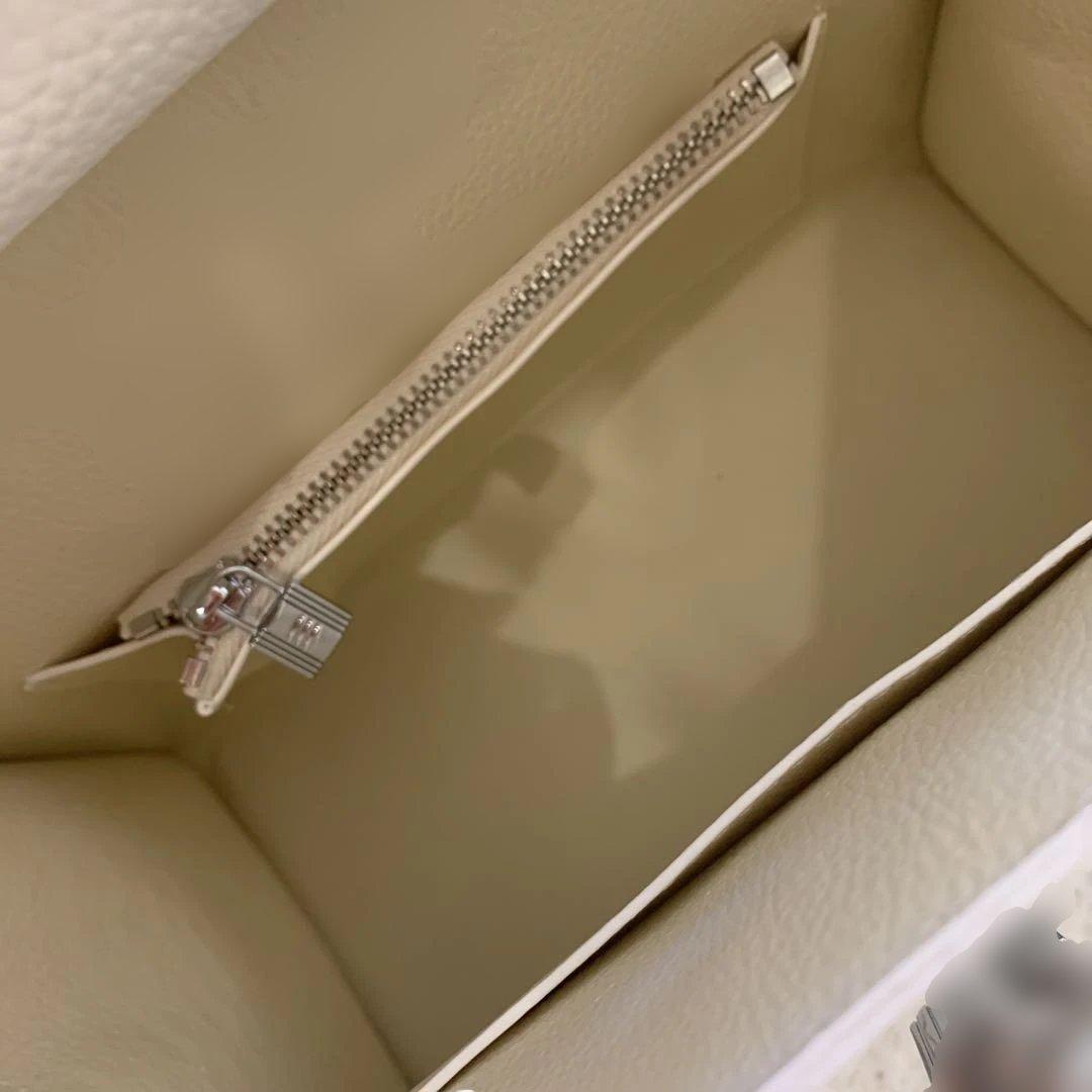 窓デザインバッグ ホワイト×グレージュ