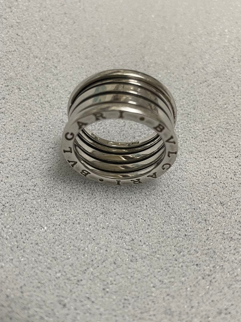 BVLGARI 〈ブルガリ〉ホワイトゴールド　ビーゼロワン15号　ジュエリー