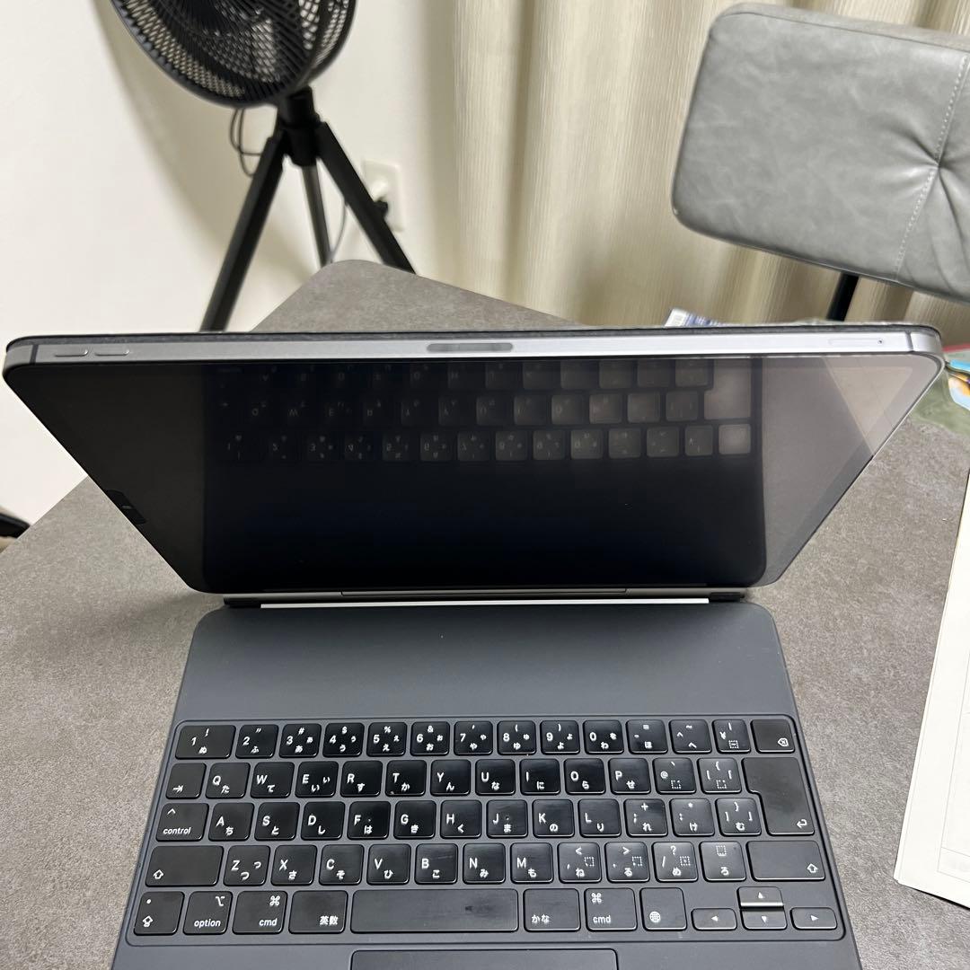 AyaseM1 iPad Pro12.9インチ（第5世代）1TB 純正備品