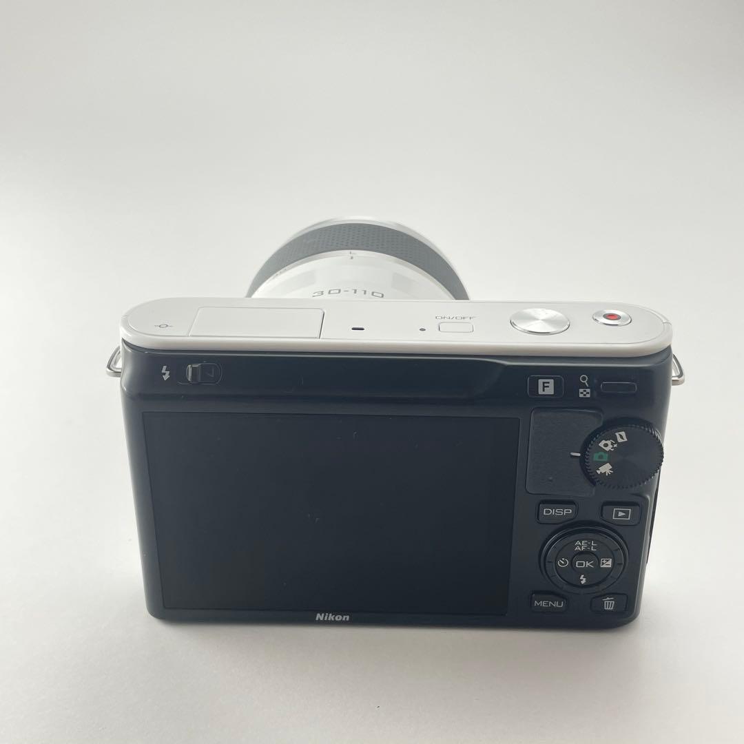 【ショット数3000・返品保証】Nikon1 J1 ホワイト レンズキット