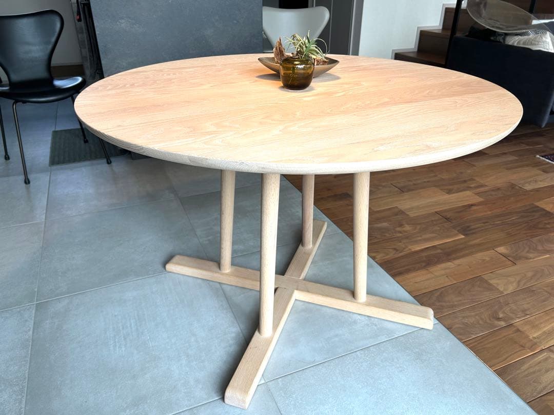 [美品]◼️ACTUS☆THYMEダイニングテーブル 110Φ/オーク無垢材