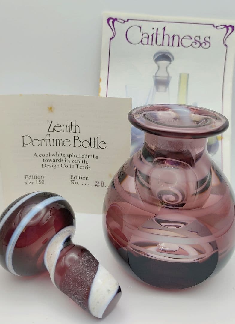超希少限定品☆ケイスネス Caithness 香水瓶 ペーパーウェイト 切子