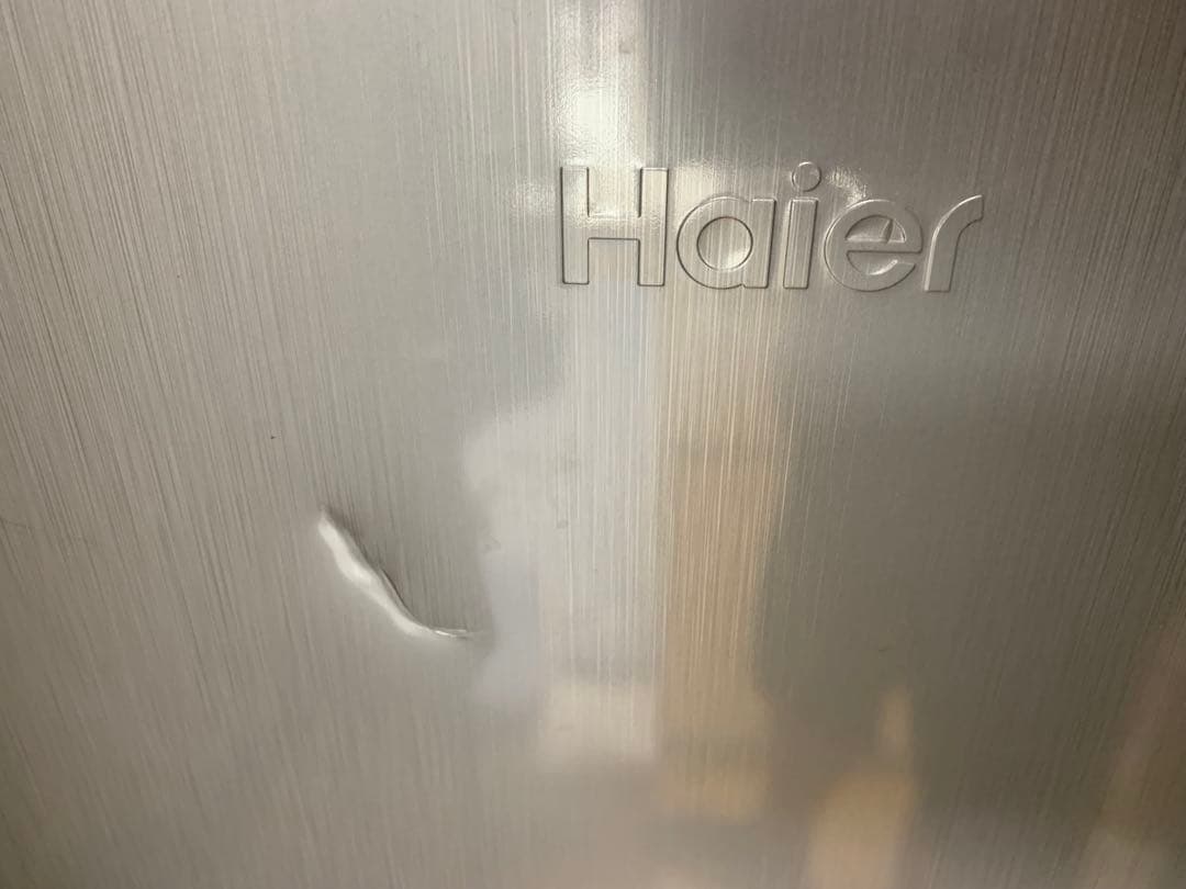 Haier 2ドア冷蔵庫 凹みあり