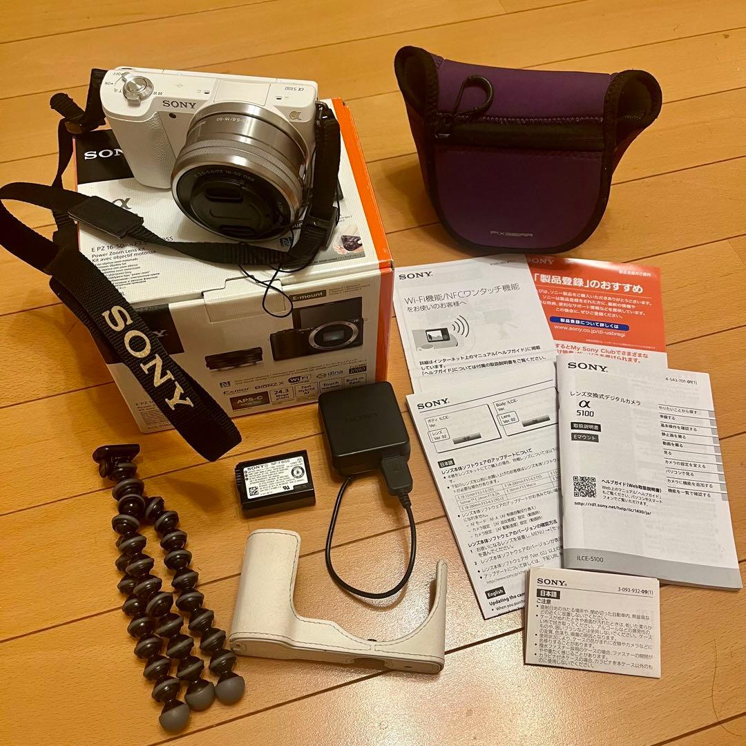 【値下げしました】sony α5100 ミラーレス　一眼カメラ