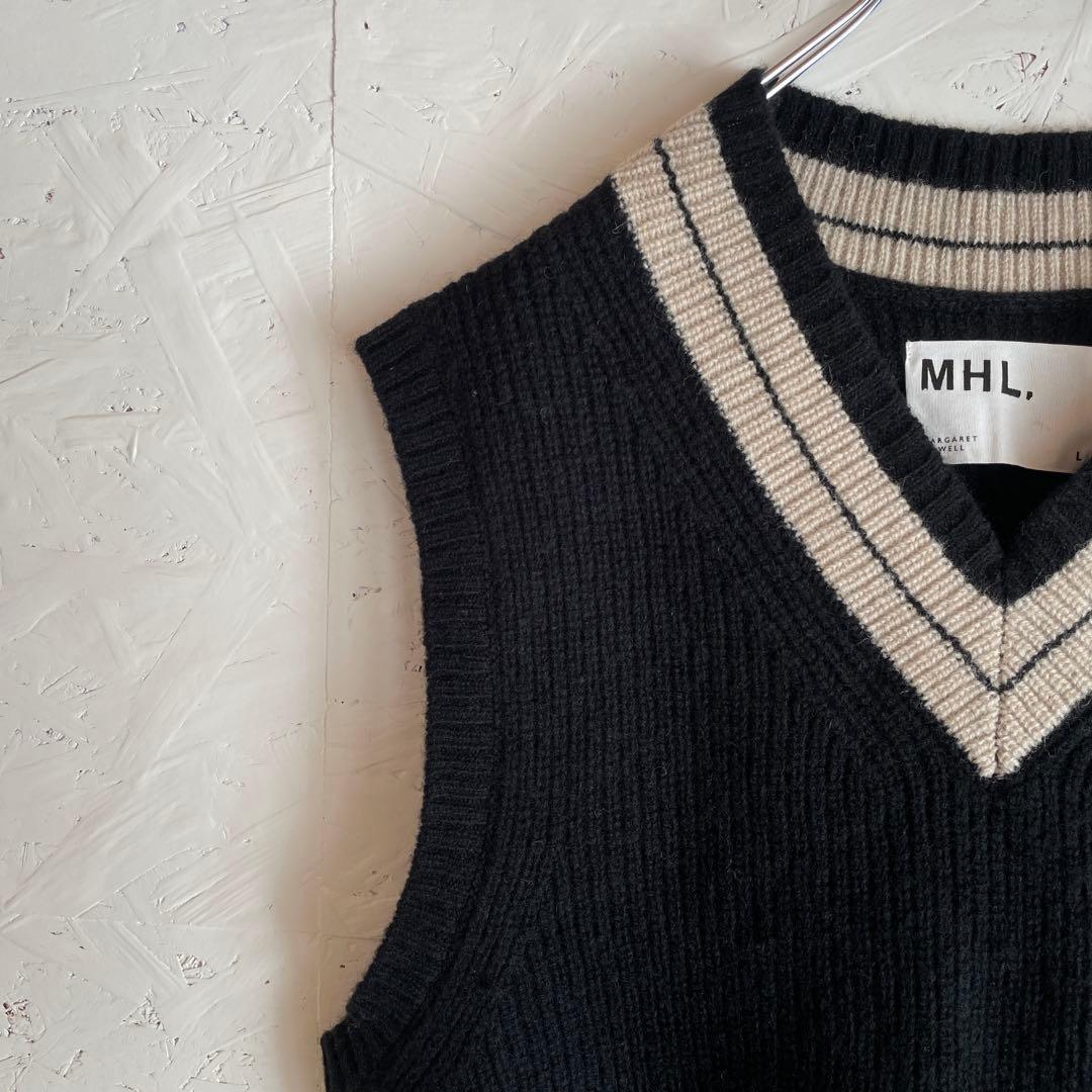 2024AW【MHL.】ウールニットVネックニットベスト　黒　L