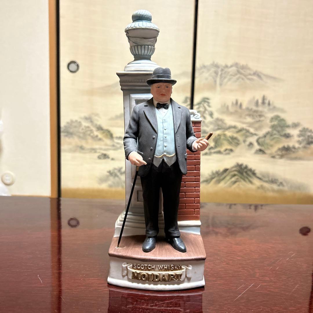 26 モイダート ウィンストン・チャーチル 記念ボトル陶器 750ml 43度