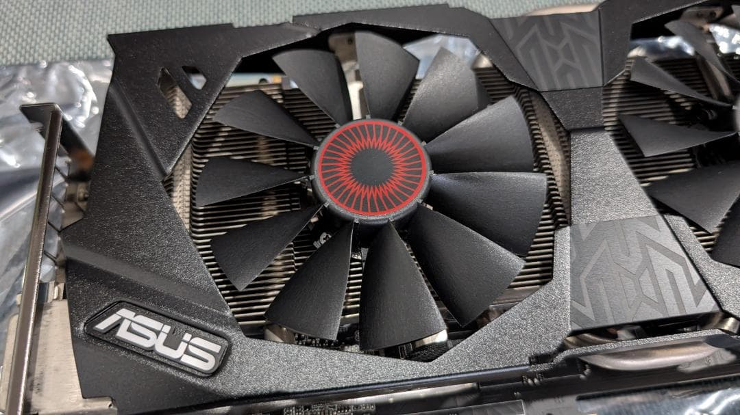 ASUS STRIX GeForce GTX 970 4GB グラフィックボード