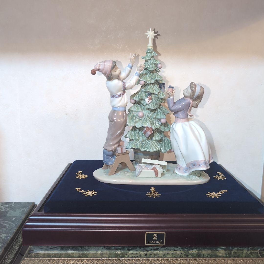 ♥リヤドロ【ツリーを飾ろう！】❤️CHANELノベルティ雪の結晶♥リヤドロベル