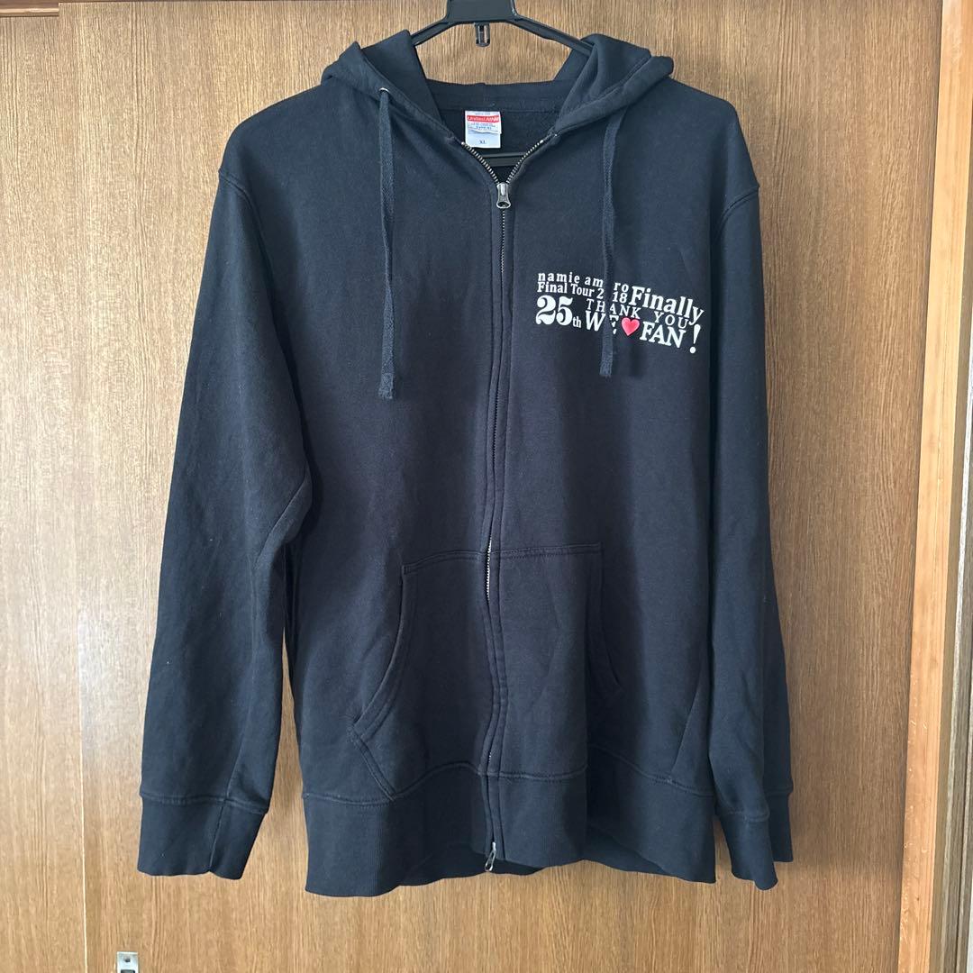 安室奈美恵　STAFFツアーパーカー　非売品XL