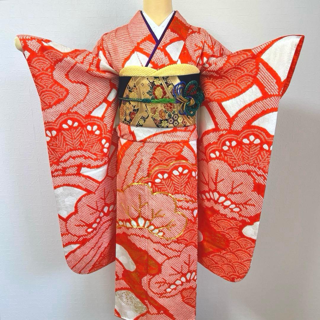 484 振袖フルセット 正絹 朱赤 オレンジ 紅白 絞り 駒刺繍 レトロ 松文