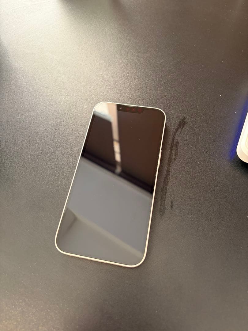 iPhone13 128GB ホワイト SIMフリー 美品 バッテリー74％